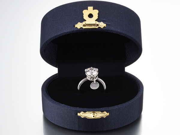 Engagement Ring Hajimari